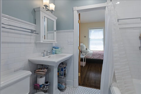 Tiny photo for 6910 S Euclid Avenue, Chicago, IL 60649 (MLS # 12653086)