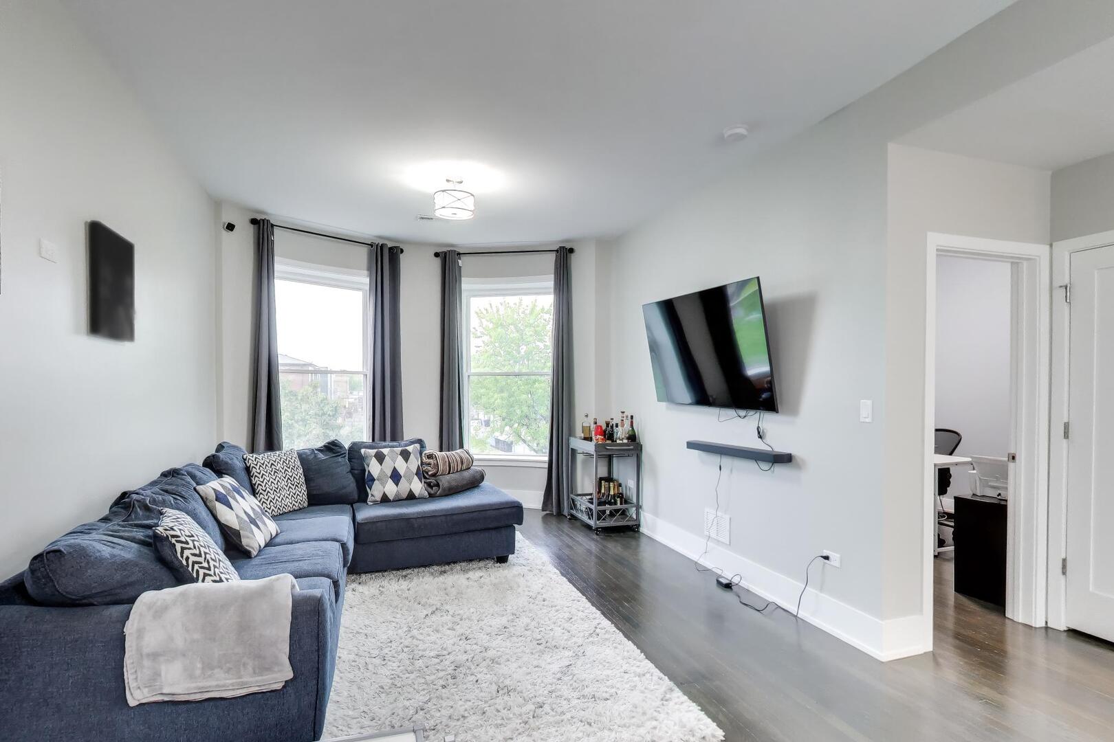 616 E 46th Street 2