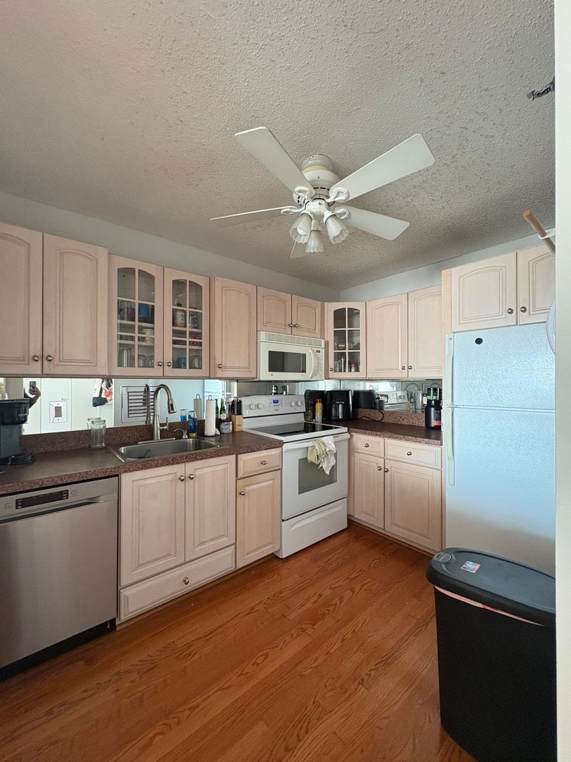 111 W MAPLE Street 1508