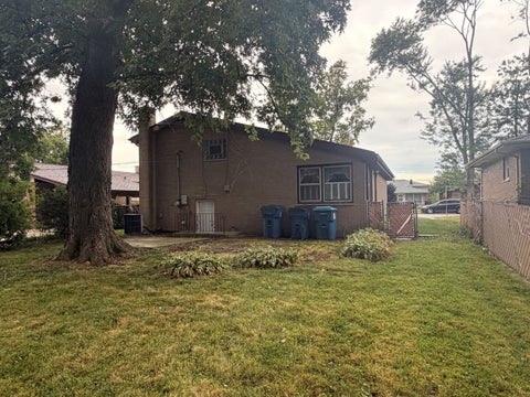 Tiny photo for 15239 Hamlin Avenue, Midlothian, IL 60445 (MLS # 12767791)