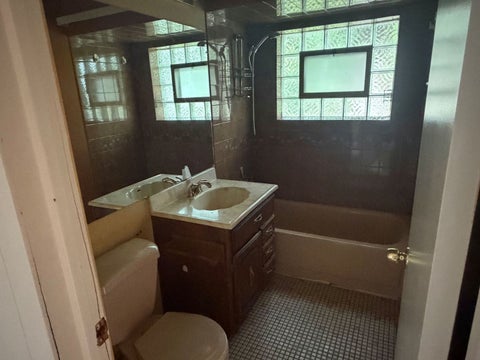 Tiny photo for 15239 Hamlin Avenue, Midlothian, IL 60445 (MLS # 12767791)