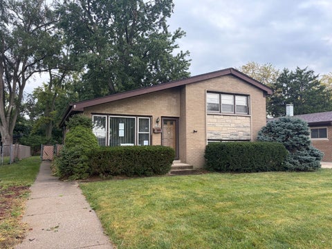 Photo of 15239 Hamlin Avenue, Midlothian, IL 60445 (MLS # 12767791)