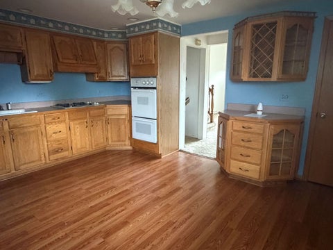 Tiny photo for 15239 Hamlin Avenue, Midlothian, IL 60445 (MLS # 12767791)