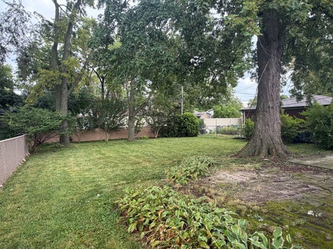 Tiny photo for 15239 Hamlin Avenue, Midlothian, IL 60445 (MLS # 12767791)