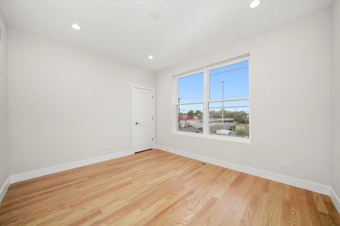 Tiny photo for 6650 S Wabash Avenue, Chicago, IL 60637 (MLS # 12516235)