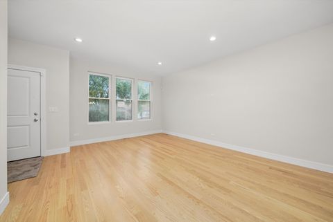 Tiny photo for 6650 S Wabash Avenue, Chicago, IL 60637 (MLS # 12516235)
