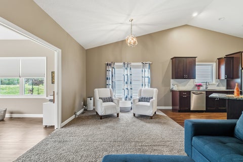 Tiny photo for 1807 W 75th Place W, Davenport, IA 52806 (MLS # 12639024)