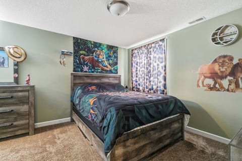 Tiny photo for 1807 W 75th Place W, Davenport, IA 52806 (MLS # 12639024)