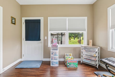 Tiny photo for 1807 W 75th Place W, Davenport, IA 52806 (MLS # 12639024)