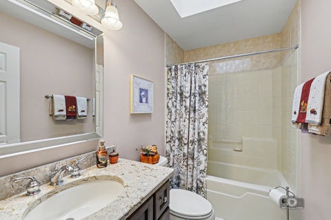 Tiny photo for 14615 W Hickory Avenue, Lemont, IL 60439 (MLS # 12755212)