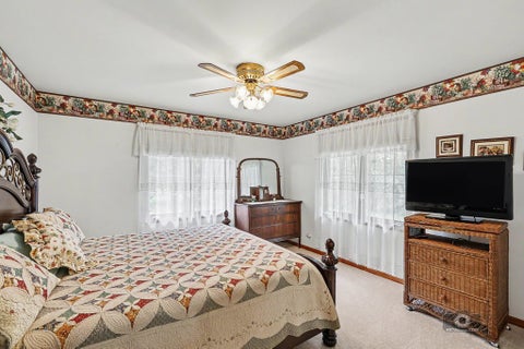 Tiny photo for 14615 W Hickory Avenue, Lemont, IL 60439 (MLS # 12755212)