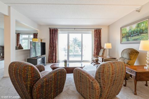 Tiny photo for 7011 W Touhy Avenue #206, Niles, IL 60714 (MLS # 12490800)