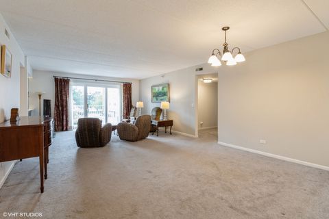 Tiny photo for 7011 W Touhy Avenue #206, Niles, IL 60714 (MLS # 12490800)