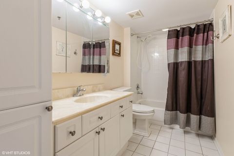 Tiny photo for 7011 W Touhy Avenue #206, Niles, IL 60714 (MLS # 12490800)