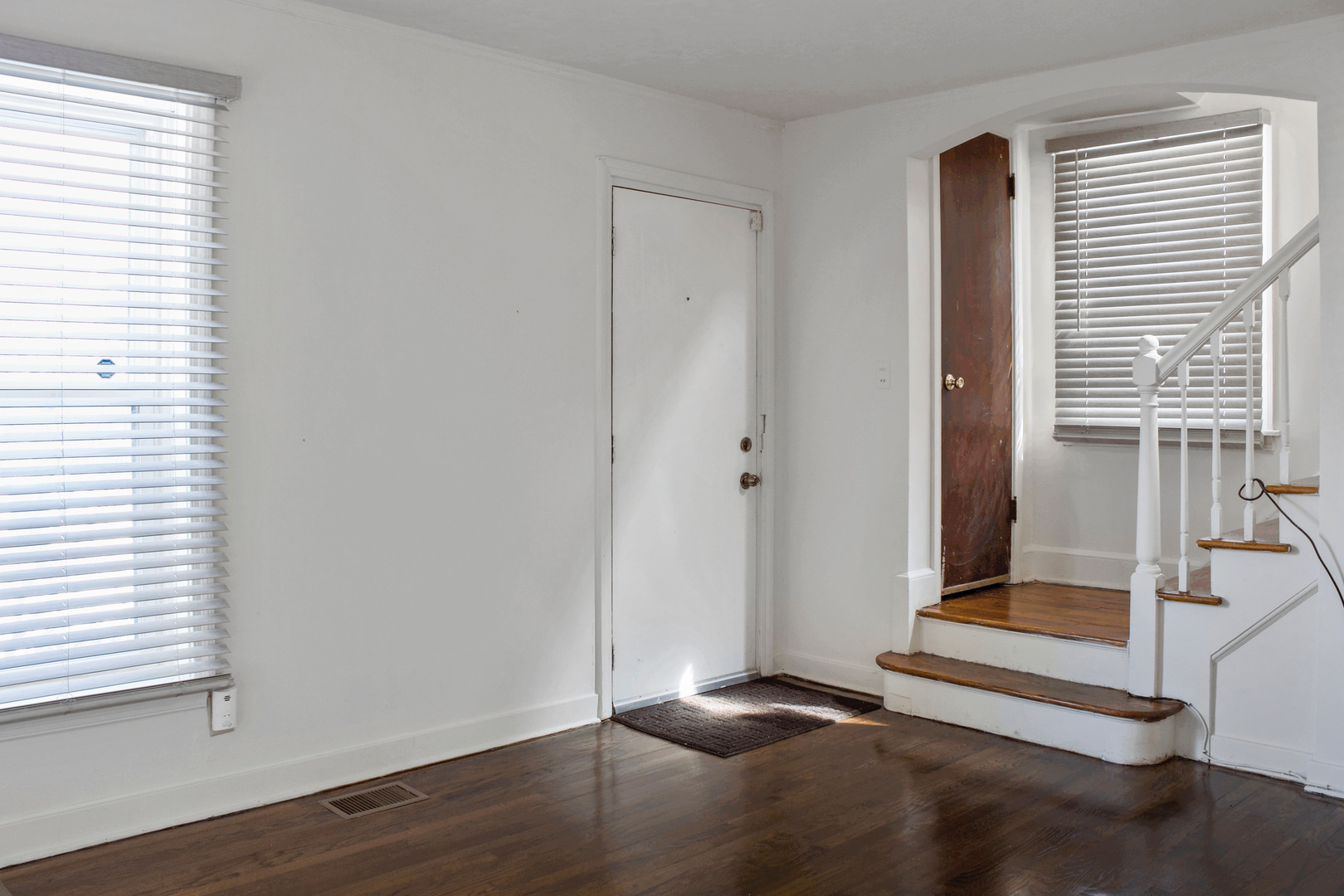 2129 E 96th Place