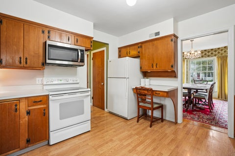 Tiny photo for 917 Holmes Street, Bettendorf, IA 52722 (MLS # 12723575)