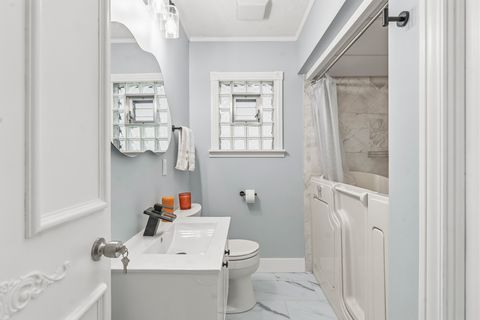Tiny photo for 3221 N Opal Avenue, Chicago, IL 60634 (MLS # 12641156)