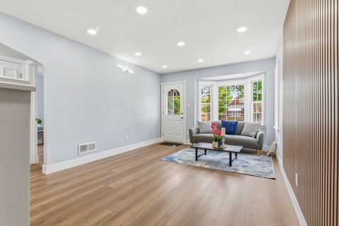 Tiny photo for 3221 N Opal Avenue, Chicago, IL 60634 (MLS # 12641156)