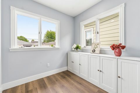 Tiny photo for 3221 N Opal Avenue, Chicago, IL 60634 (MLS # 12641156)