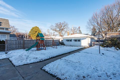 Tiny photo for 519 N Ash Street, Waukegan, IL 60085 (MLS # 12534902)