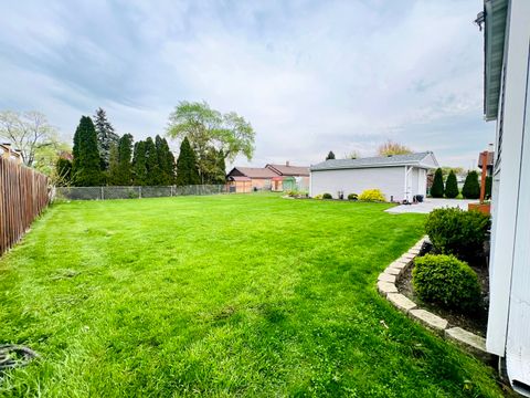 Tiny photo for 8605 Leclaire Avenue, Burbank, IL 60459 (MLS # 12459903)