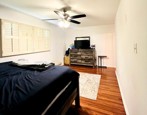 Tiny photo for 8605 Leclaire Avenue, Burbank, IL 60459 (MLS # 12459903)