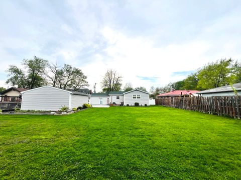 Tiny photo for 8605 Leclaire Avenue, Burbank, IL 60459 (MLS # 12459903)