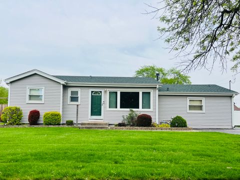 Photo of 8605 Leclaire Avenue, Burbank, IL 60459 (MLS # 12459903)