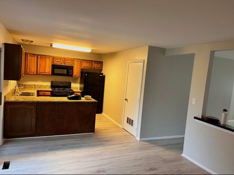 Tiny photo for 115 Oriole Road, Matteson, IL 60443 (MLS # 12594022)