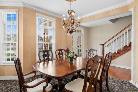 Tiny photo for 4147 Royal Mews Circle #204, Naperville, IL 60564 (MLS # 12644848)
