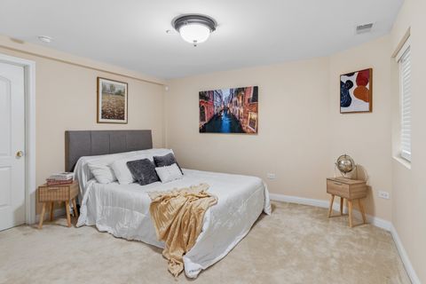 Tiny photo for 4147 Royal Mews Circle #204, Naperville, IL 60564 (MLS # 12644848)