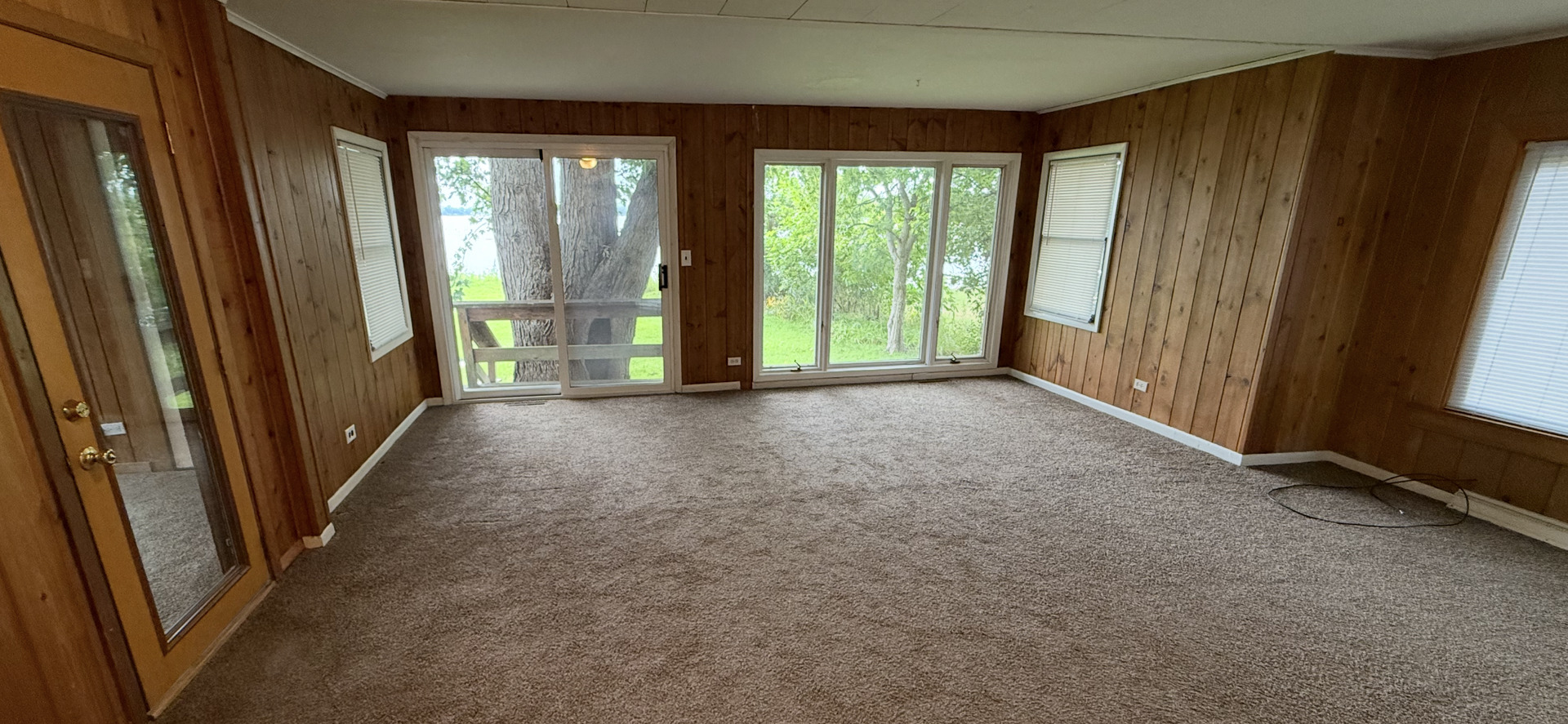 709 Lake Shore Drive