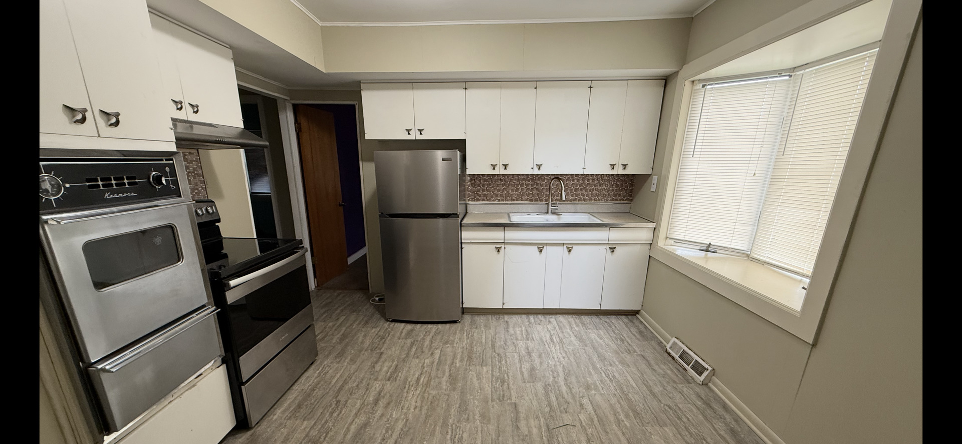 709 Lake Shore Drive