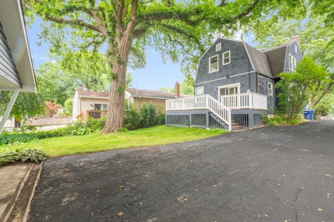 Tiny photo for 4142 Wolf Road, Western Springs, IL 60558 (MLS # 12710134)