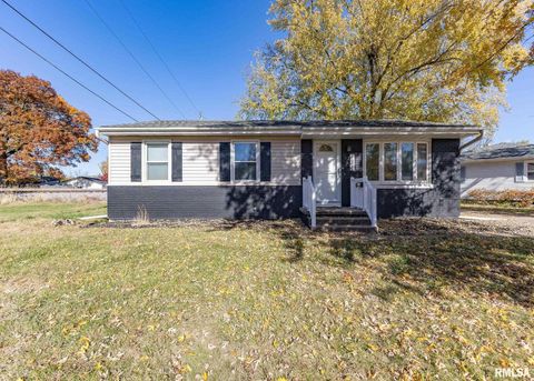 Tiny photo for 1430 4TH Street, Camanche, IA 52730 (MLS # QC4269176)