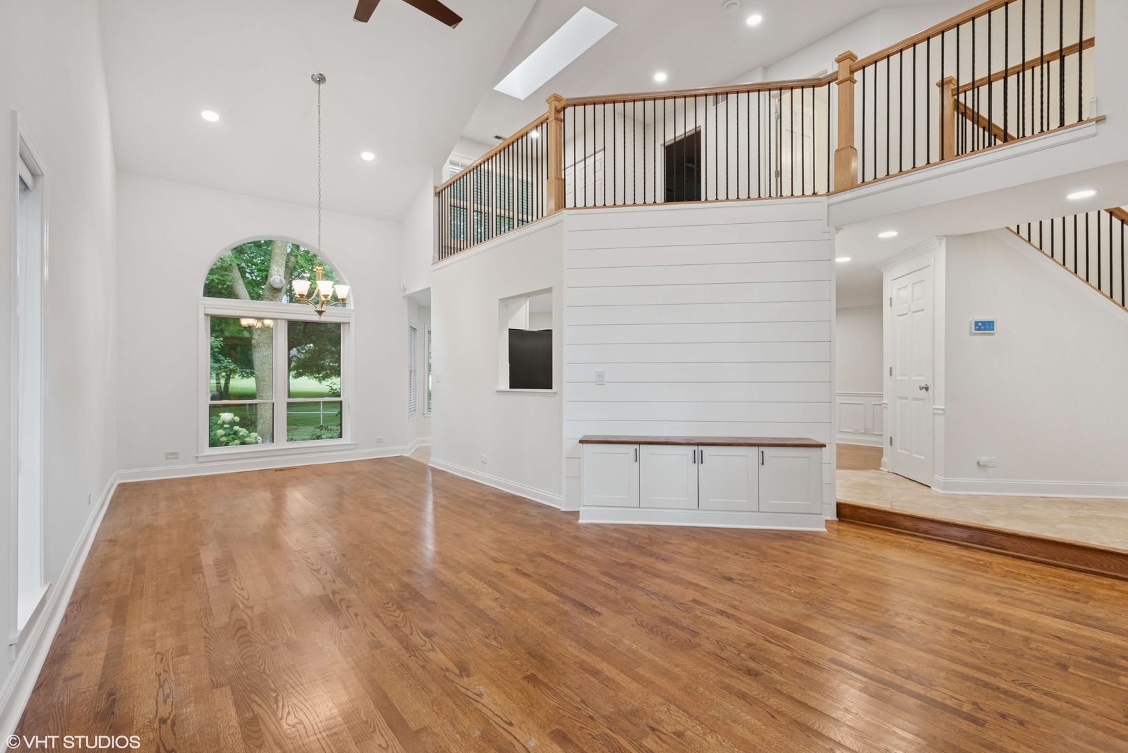 100 N Summit Drive