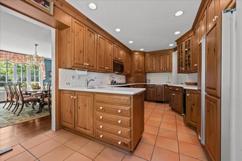 Tiny photo for 220 Shadowood Lane, Northfield, IL 60093 (MLS # 12653088)