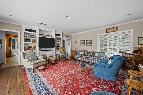 Tiny photo for 220 Shadowood Lane, Northfield, IL 60093 (MLS # 12653088)