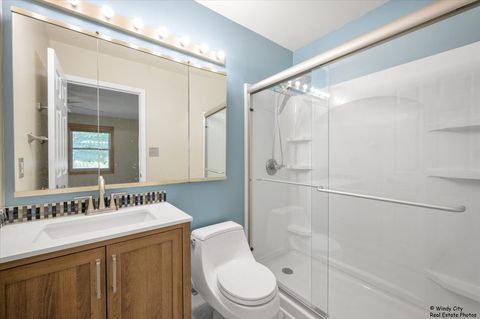 Tiny photo for 721 Brentwood Court, Algonquin, IL 60102 (MLS # 12522994)