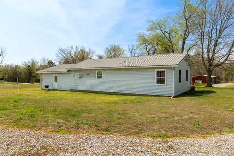 Tiny photo for 306 N White Street N, Creal Springs, IL 62922 (MLS # 12608438)