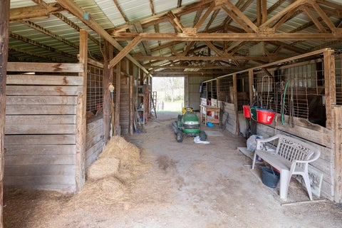 Tiny photo for 306 N White Street N, Creal Springs, IL 62922 (MLS # 12608438)