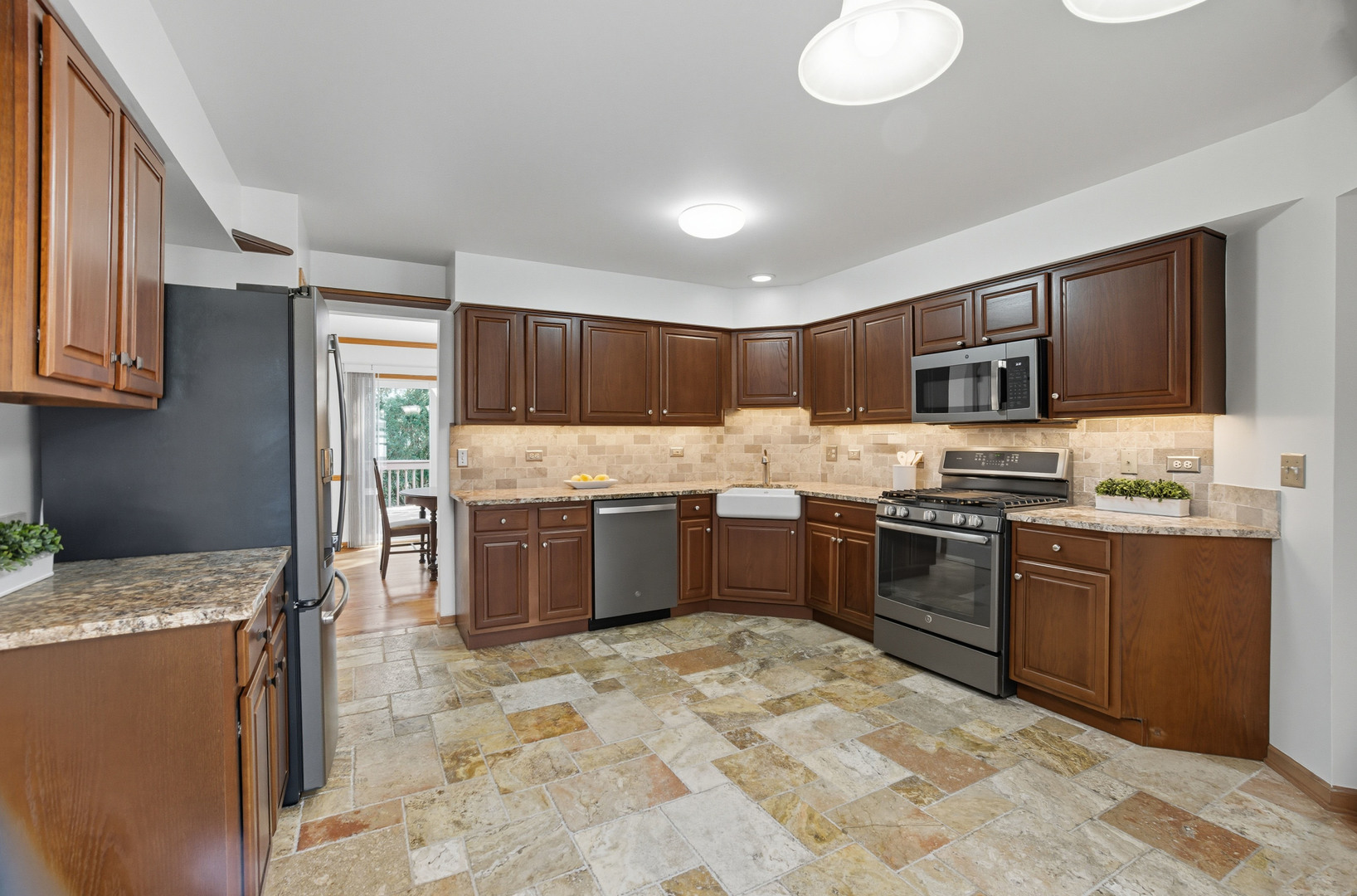 511 Rosebud Drive S