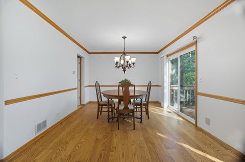 Tiny photo for 511 Rosebud Drive S, Lombard, IL 60148 (MLS # 12476889)