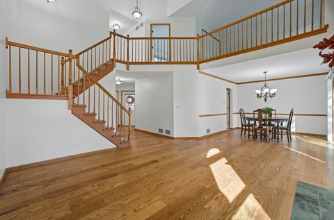 Tiny photo for 511 Rosebud Drive S, Lombard, IL 60148 (MLS # 12476889)
