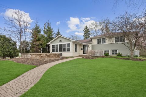 Photo of 614 West Street, Libertyville, IL 60048 (MLS # 12620277)