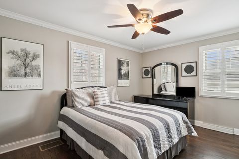 Tiny photo for 614 West Street, Libertyville, IL 60048 (MLS # 12620277)