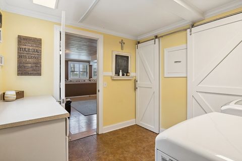 Tiny photo for 614 West Street, Libertyville, IL 60048 (MLS # 12620277)