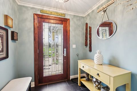 Tiny photo for 614 West Street, Libertyville, IL 60048 (MLS # 12620277)