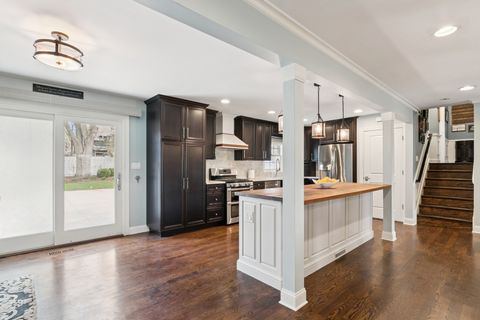 Tiny photo for 614 West Street, Libertyville, IL 60048 (MLS # 12620277)