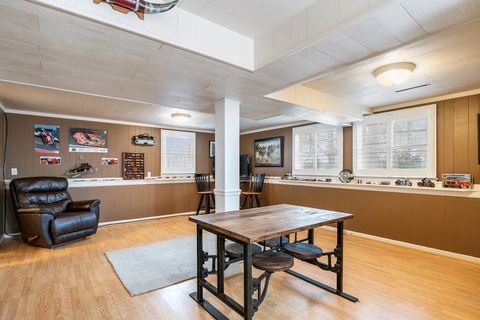 Tiny photo for 614 West Street, Libertyville, IL 60048 (MLS # 12620277)